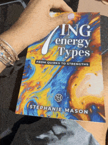 Animated preview of 7 ING energy Types book pages flipping open to reveal content inside